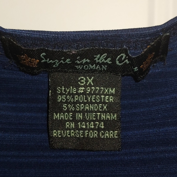 Blouse - Picture 4 of 4